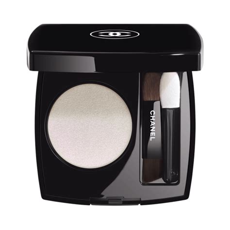 chanel blanc pearl eyeshadow